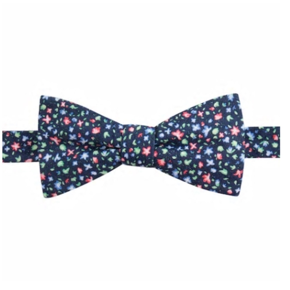 Men's Chaps Hazel Floral Linen Pre-Tied Bow Tie